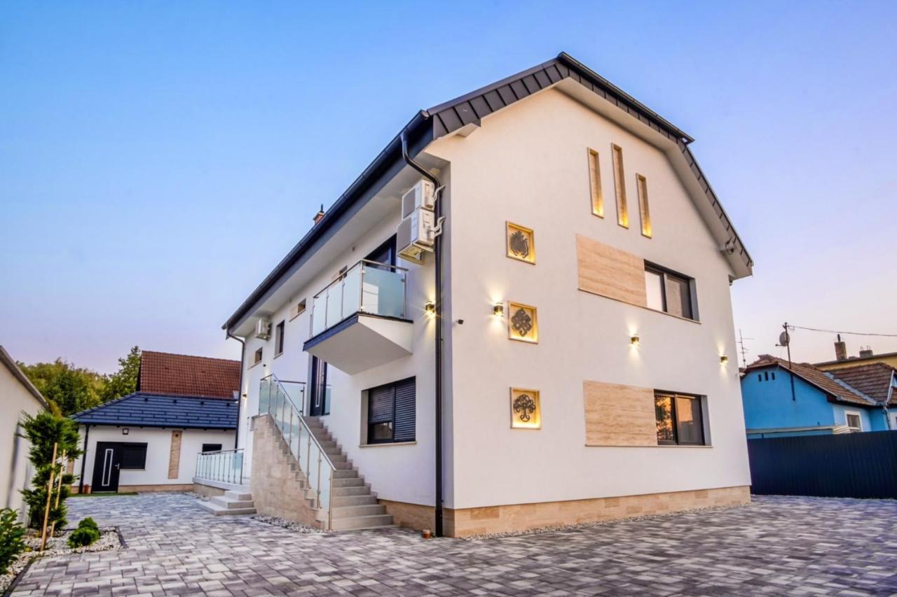 Myflat Premium Resort Шіофок Екстер'єр фото