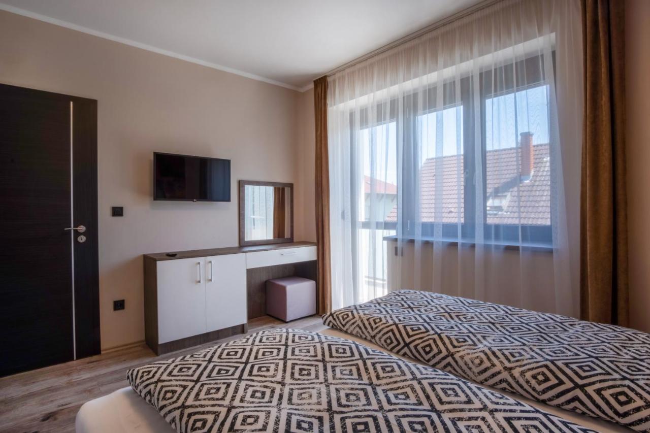 Myflat Premium Resort Шіофок Екстер'єр фото
